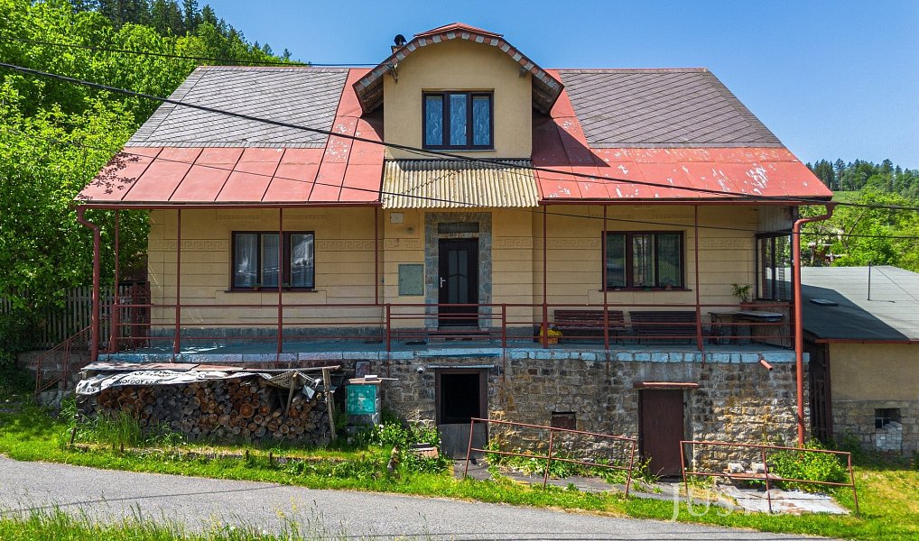Prodej domu 203 m² s pozemkem 1 142 m², Plavy – náhled fotky 24