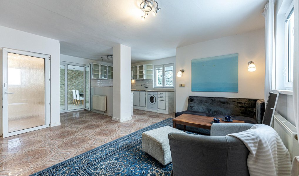 Pronájem domu 110 m² s pozemkem 300 m², Čisovice – náhled fotky 2