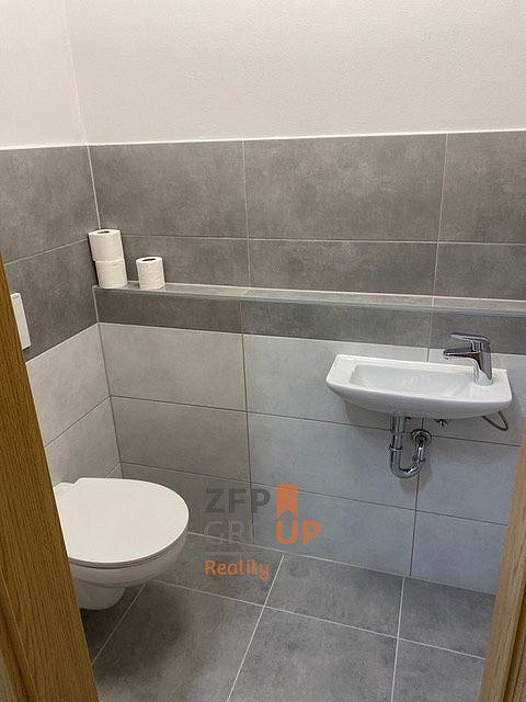 Pronájem bytu 1+kk 37 m² – fotografie 5