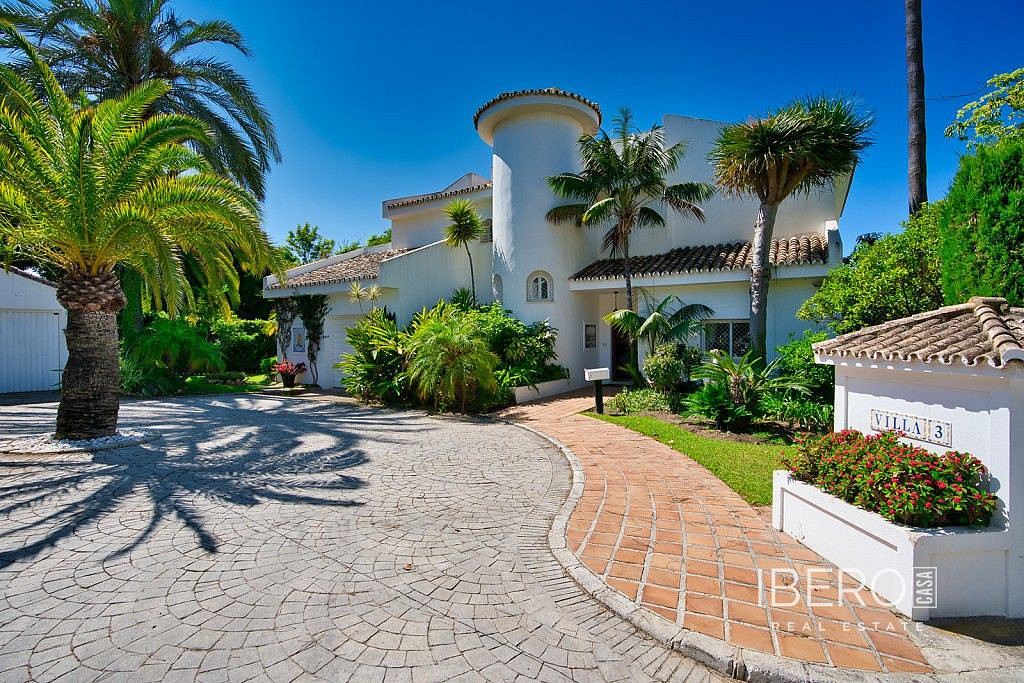 Casa 5+kk – Marbella, Barrio Alto - Vista 2