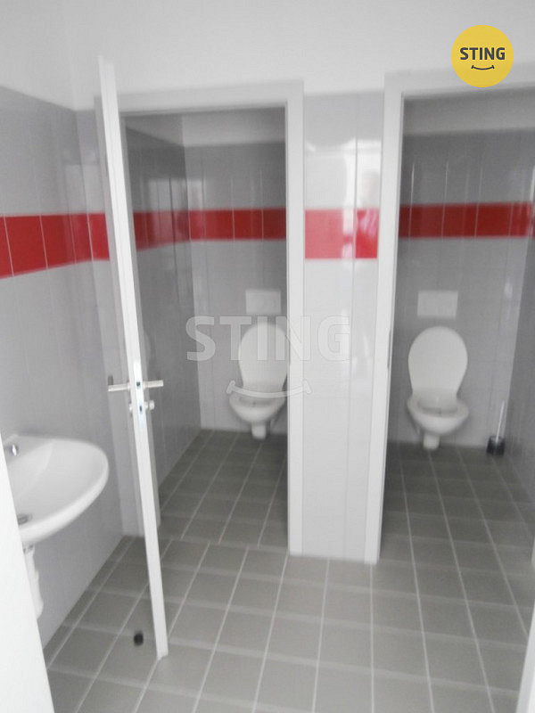 Pronájem kanceláře 504 m² – fotografie 5