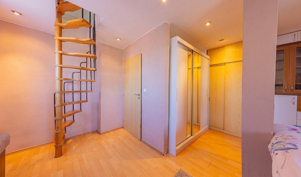 Prodej domu 214 m² s pozemkem 572 m², Lipník nad Bečvou – náhled fotky 39