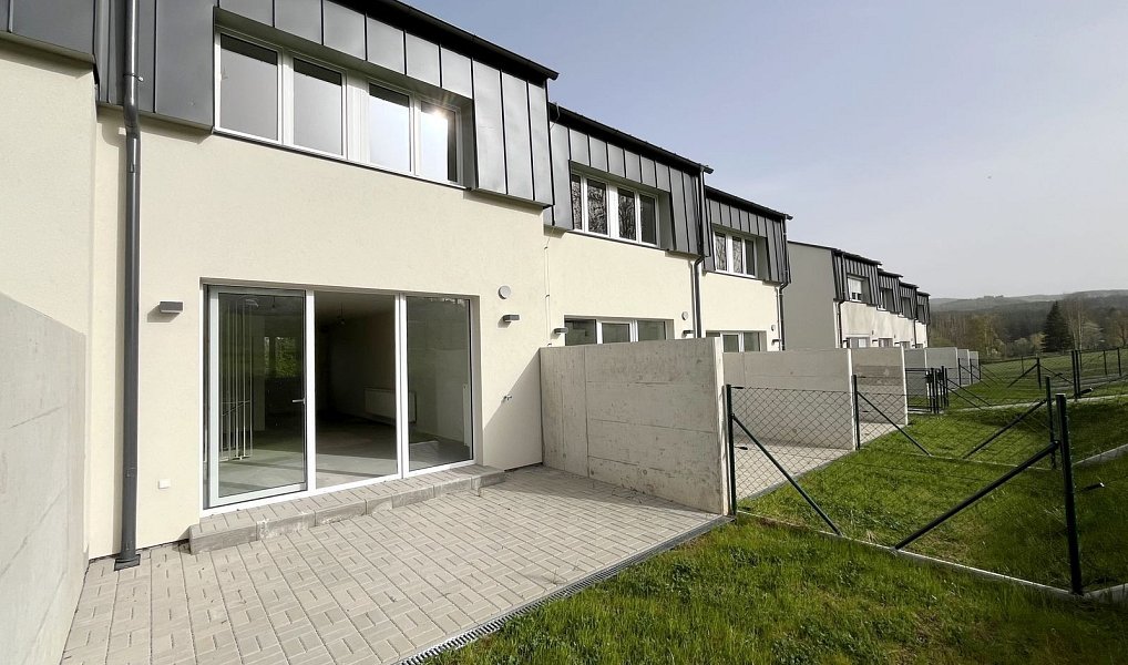 Prodej domu 139 m² s pozemkem 157 m², Stachy – náhled fotky 2
