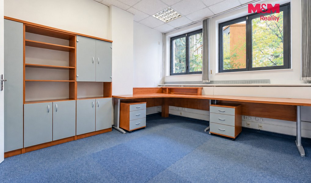 Prodej obchodních prostor 750 m², Otrokovice – náhled fotky 8