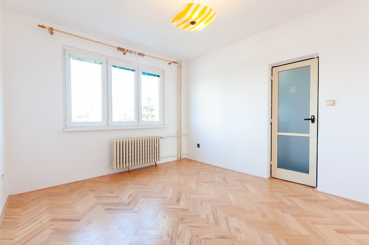 Pronájem bytu 2+1 55 m² – fotografie 2
