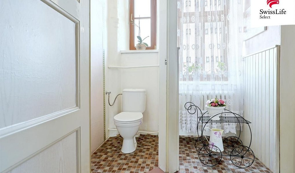 Prodej domu 480 m² s pozemkem 963 m², Plzeň – náhled fotky 12