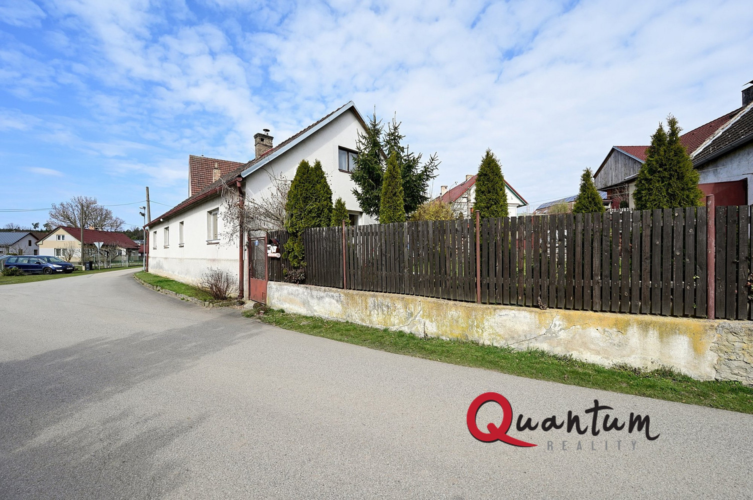 Prodej domu 135 m² s pozemkem 648 m² – fotografie 2