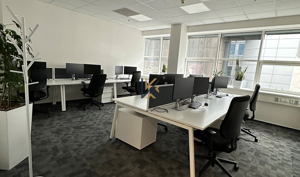 Pronájem kanceláře 243 m², Praha – náhled fotky 7