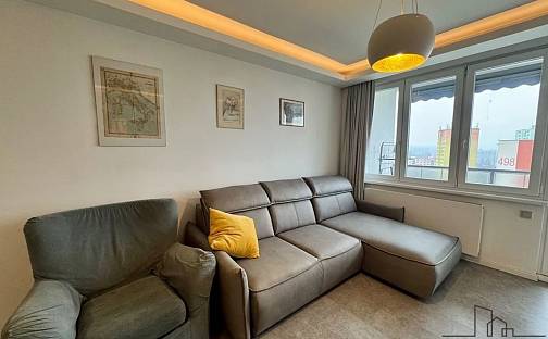 Pronájem bytu 3+1 83 m², Zárubova, Praha 4 - Kamýk