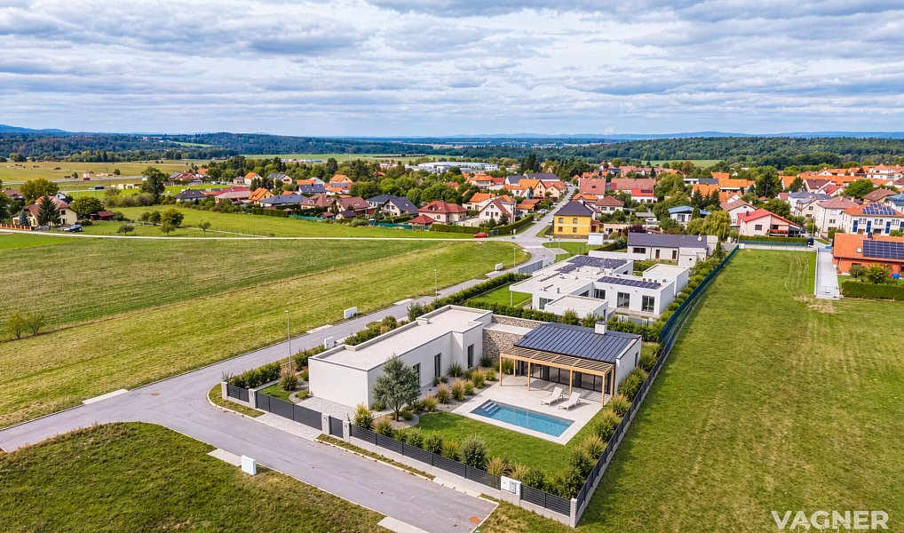 Prodej pozemku, 1372 m², České Budějovice, Kamenný Újezd
