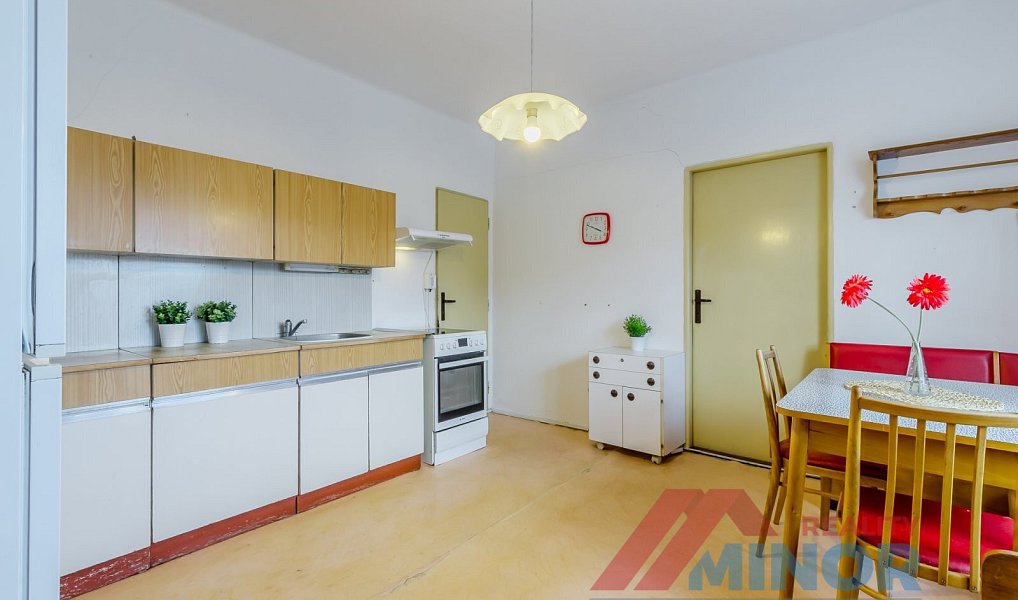 Prodej domu 190 m² s pozemkem 223 m², Řisuty – náhled fotky 5
