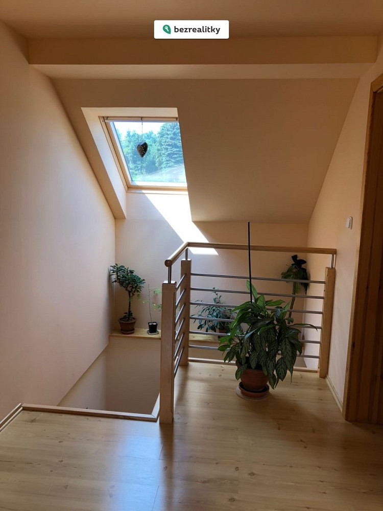 Prodej domu 200 m² s pozemkem 2 100 m² – pohled 6