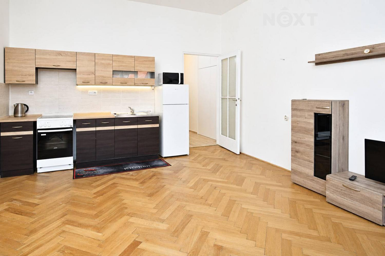 Pronájem bytu 1+kk 32 m² — photo 3