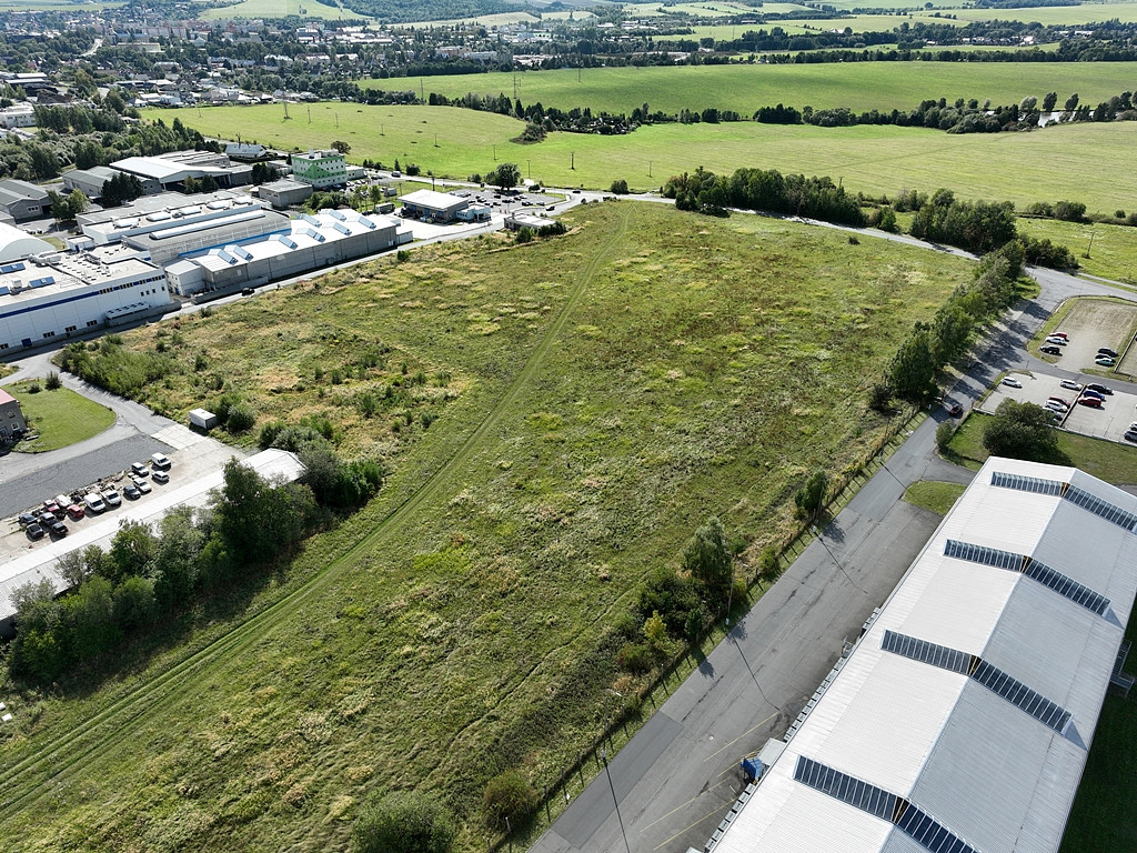 Prodej komerčního pozemku 57 077 m² – fotografie 3