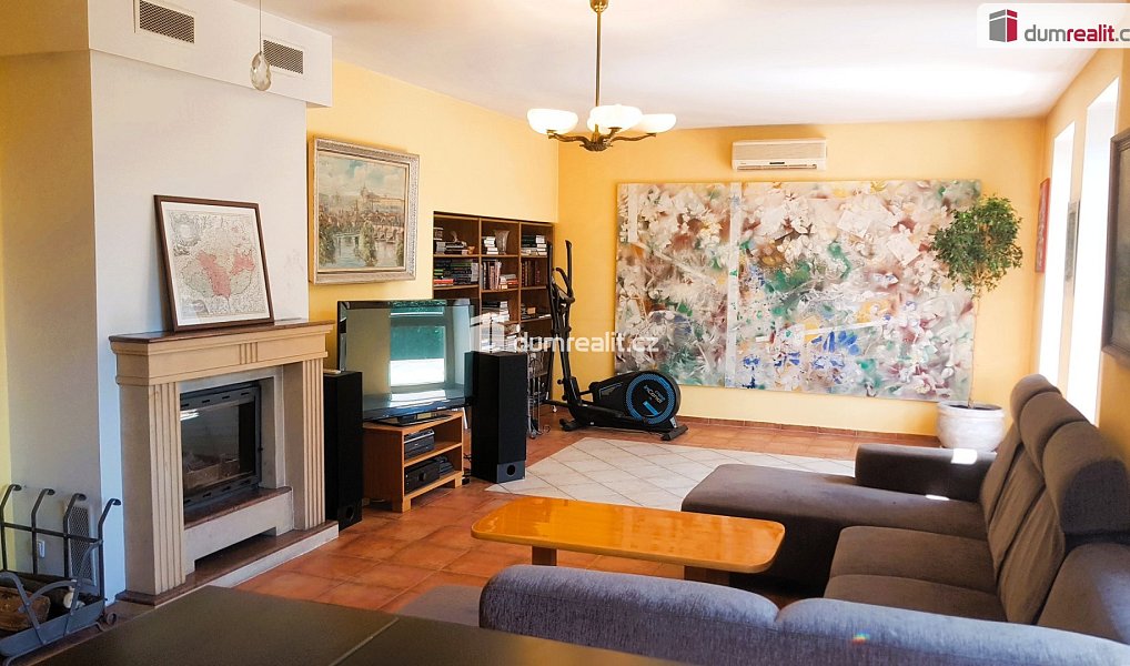 Prodej domu 303 m² s pozemkem 1 885 m², Hodonín – náhled fotky 44