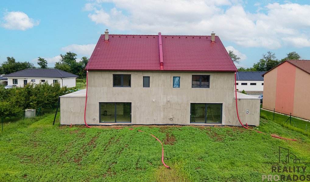 Prodej domu 238 m² s pozemkem 608 m², Medlov – náhled fotky 6