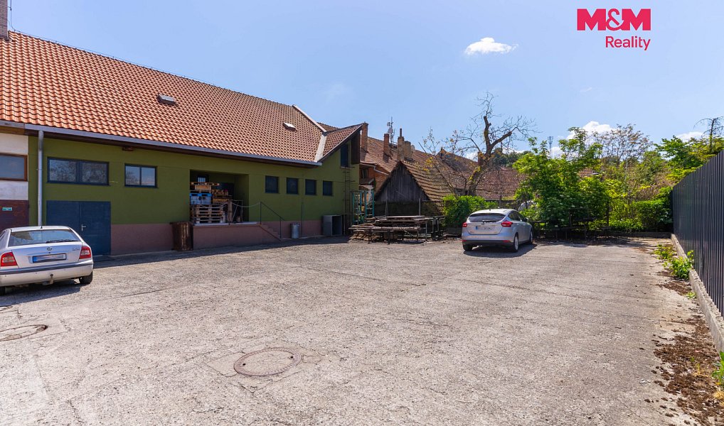 Prodej obchodních prostor 170 m², Roštín – náhled fotky 2