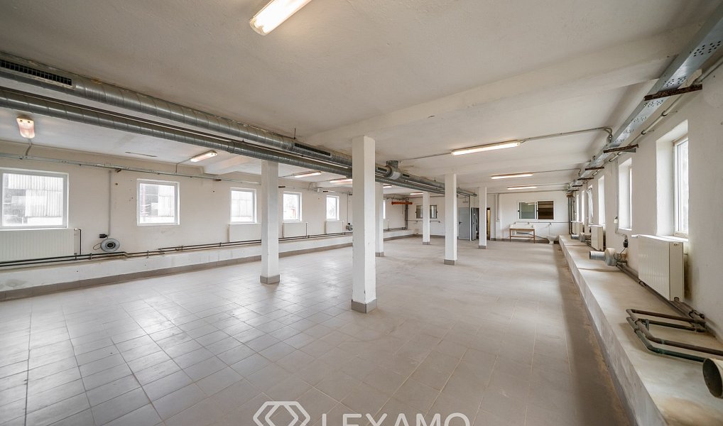 Prodej zemědělského objektu 900 m², Moravské Budějovice – náhled fotky 2