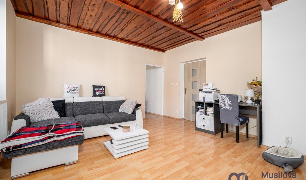 Prodej domu 210 m² s pozemkem 322 m², Novosedlice – náhled fotky 6
