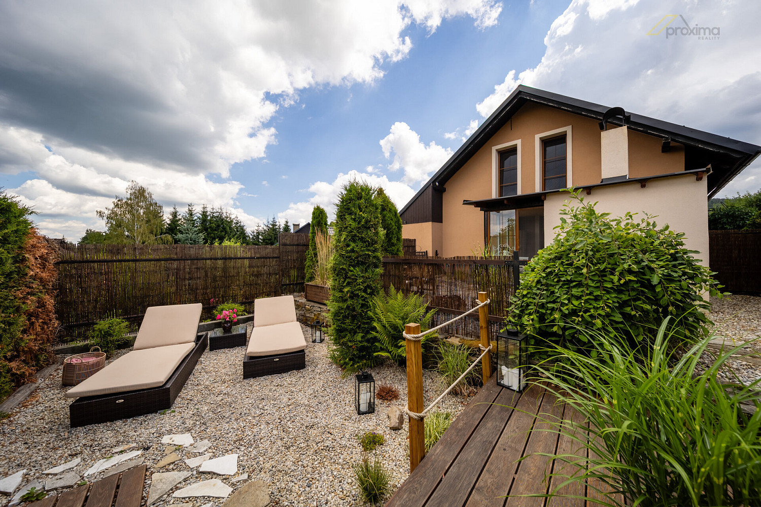 Prodej domu 323 m² s pozemkem 814 m²