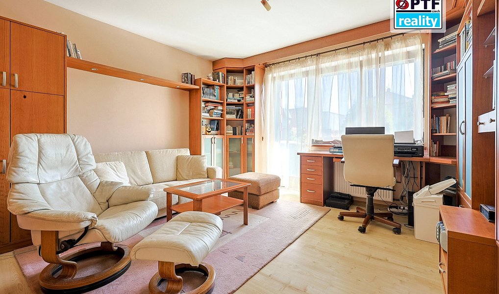 Prodej domu 353 m² s pozemkem 743 m², Plzeň – náhled fotky 24