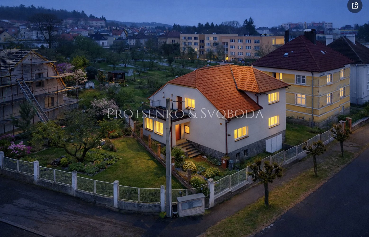 Prodej domu 308 m² s pozemkem 804 m²