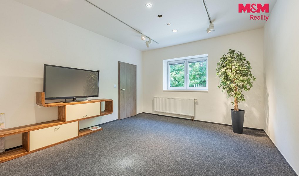 Prodej kanceláře 174 m², Slaný – náhled fotky 6