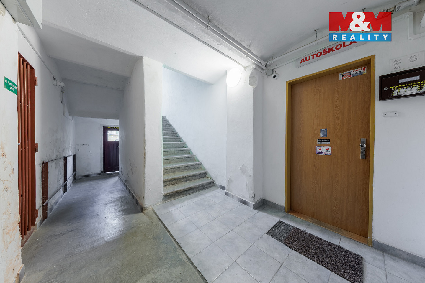 Prodej obchodních prostor 57 m² – další