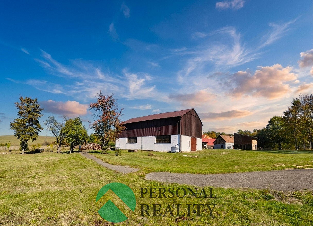 Prodej stavebního pozemku 7 528 m²