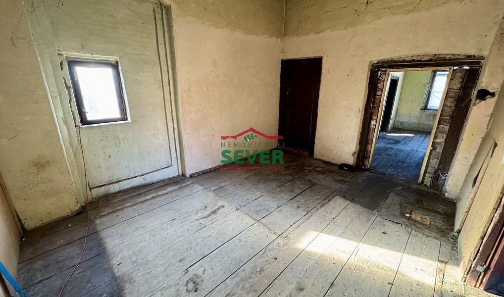 Prodej domu 300 m² s pozemkem 340 m², Domoušice – náhled fotky 4