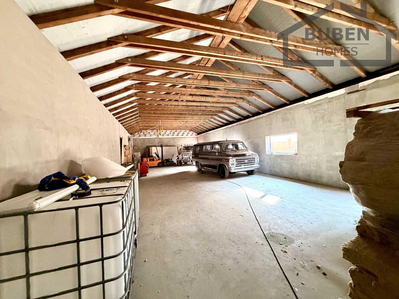 Prodej obchodních prostor 1 200 m² – fotografie 5