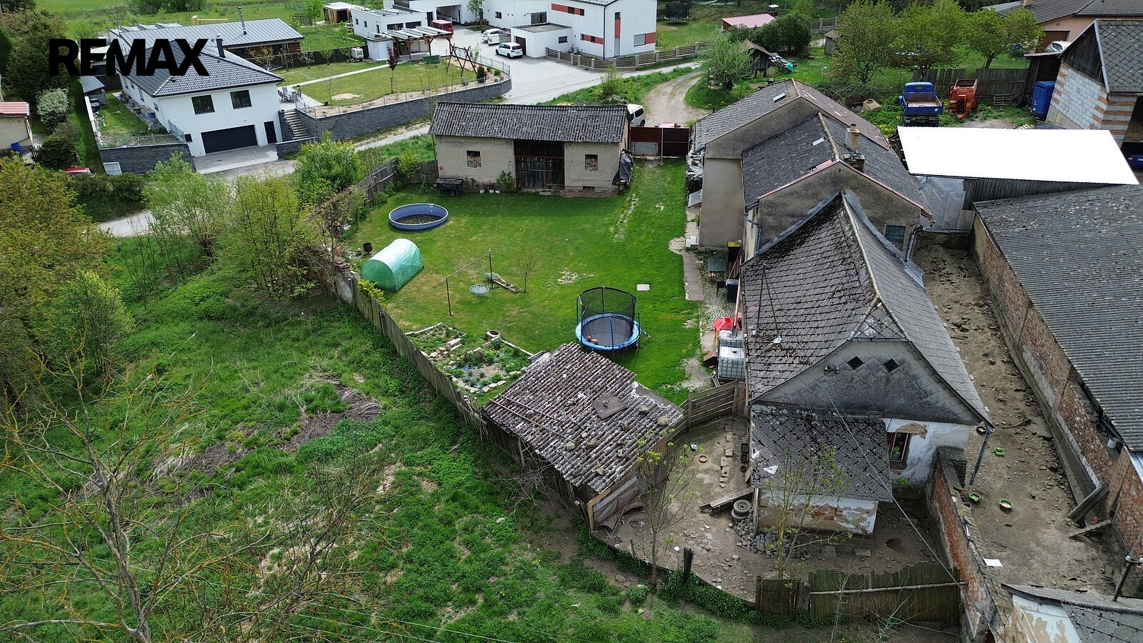 Prodej domu 190 m² s pozemkem 890 m² – fotografie 3