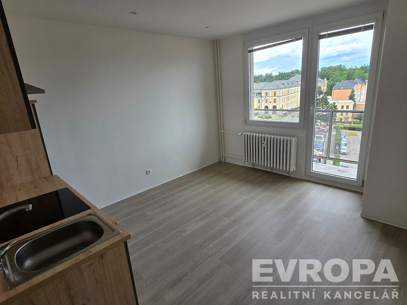 Pronájem bytu 2+kk 40 m² — photo 2