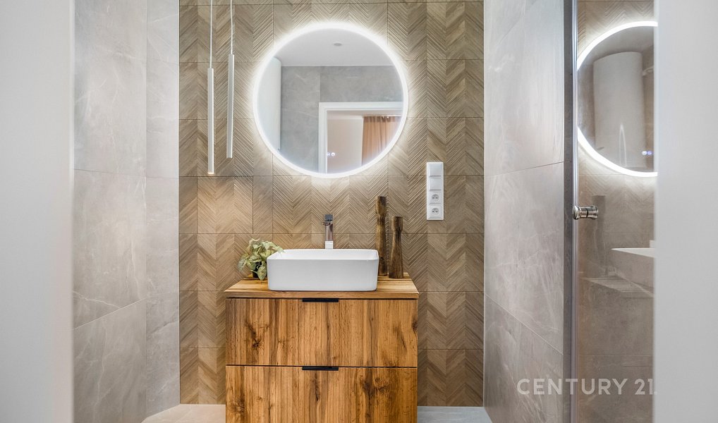 Pronájem bytu 1+kk 28 m², Praha – náhled fotky 3