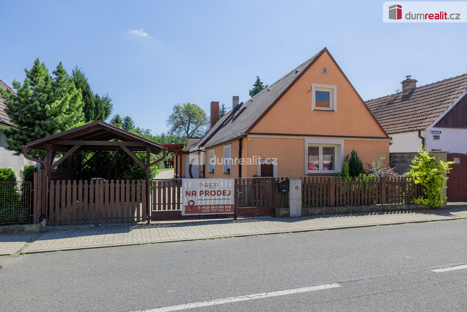 Prodej domu 130 m² s pozemkem 1 798 m²
