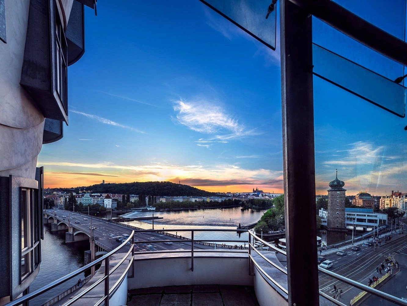 Pronájem kanceláře 50 m² – fotografie 3