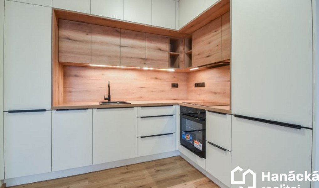 Pronájem bytu 2+kk 62 m², Olomouc – náhled fotky 5