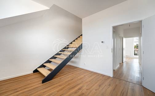Prodej bytu 3+1 74 m², Bubeníčkova, Brno - Židenice