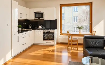 Pronájem bytu 2+kk 57 m², Komunardů, Praha 7 - Holešovice