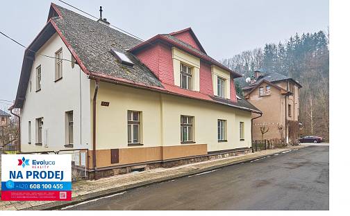 Prodej domu 186 m² s pozemkem 317 m², Smetanova, Úpice, okres Trutnov