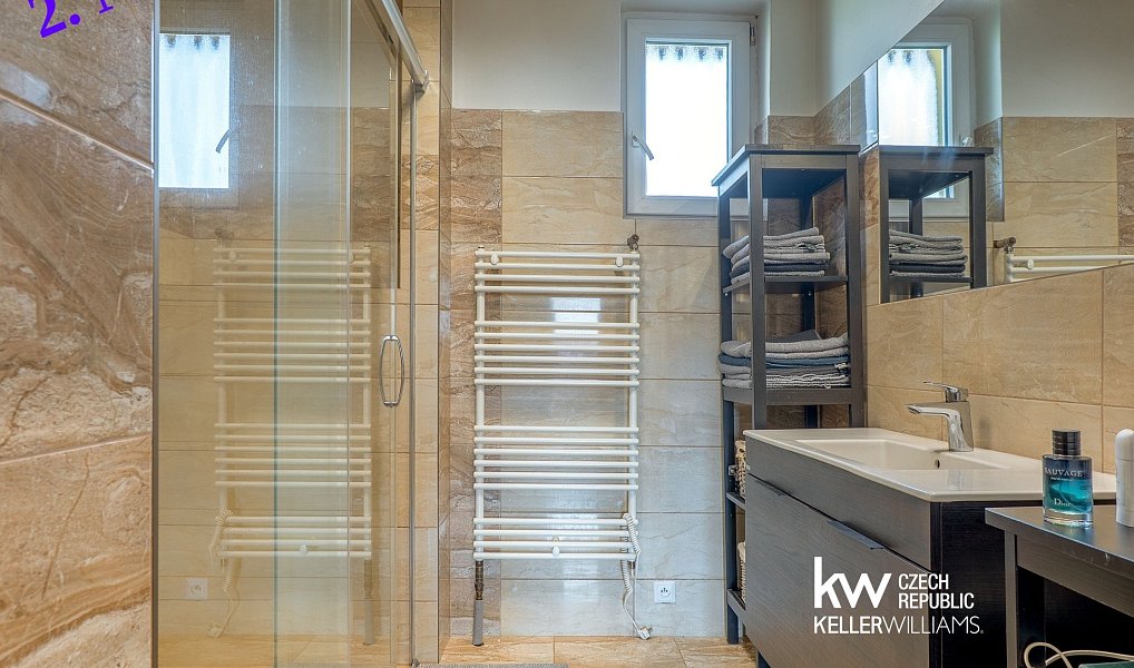 Prodej domu 251 m² s pozemkem 1 028 m², Zašová – náhled fotky 22