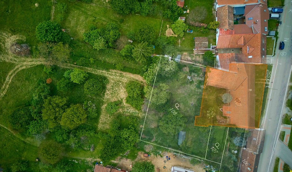 Prodej domu 320 m² s pozemkem 1 765 m², Chudčice – náhled fotky 4