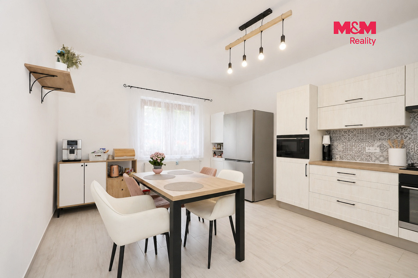 Prodej domu 140 m² s pozemkem 370 m² — photo 2
