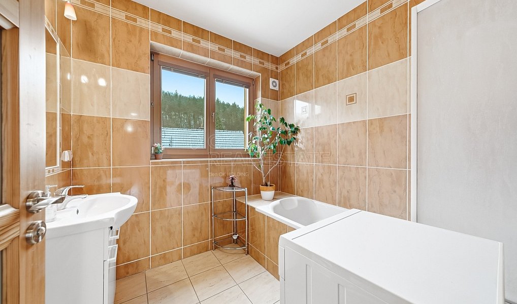 Prodej domu 200 m² s pozemkem 884 m², Drahanovice – náhled fotky 26