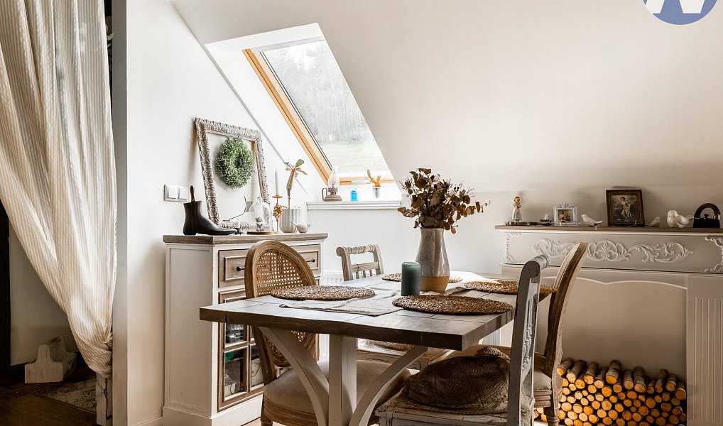 Prodej domu 189 m² s pozemkem 768 m², Zbytiny – náhled fotky 2