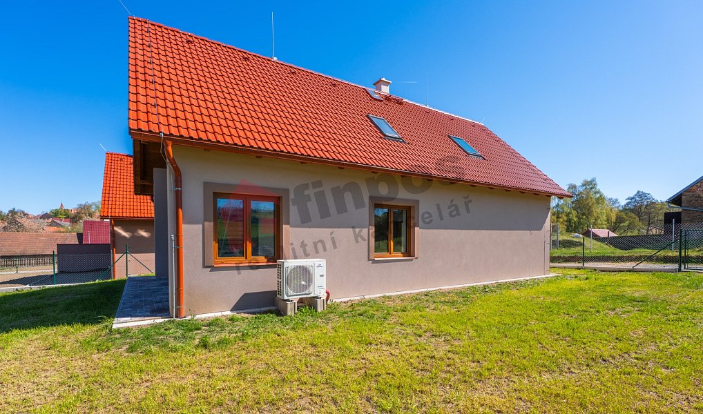 Prodej domu 158 m² s pozemkem 642 m², Načeradec – náhled fotky 8