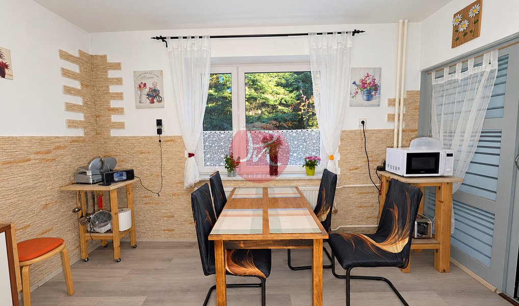 Prodej domu 150 m² s pozemkem 697 m², Vítkov – náhled fotky 11