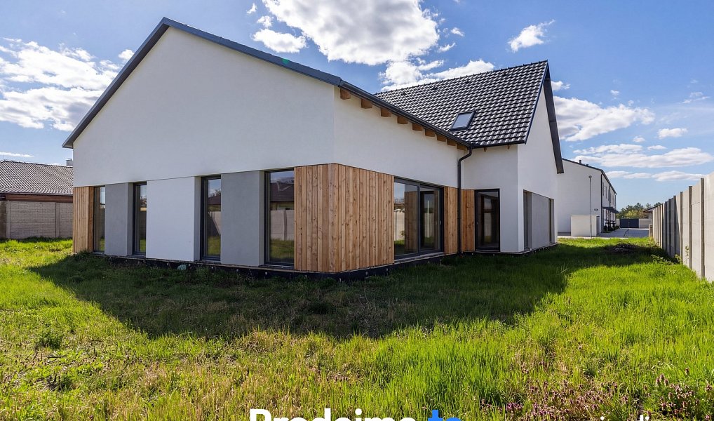 Prodej domu 182 m² s pozemkem 525 m², Hevlín – náhled fotky 3