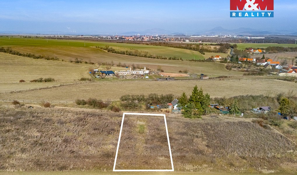 Prodej stavebního pozemku 1 068 m², Louny – náhled fotky 2
