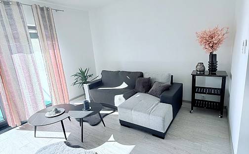 Pronájem bytu 2+kk 54 m², U Mlýnského kanálu, Praha 8 - Karlín